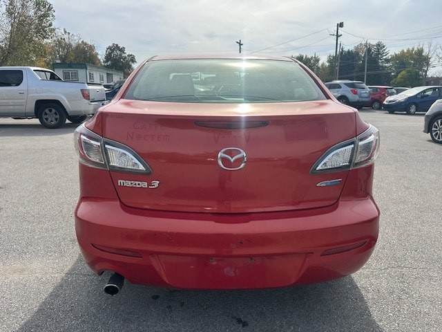 2013 Mazda Mazda3 Image 4