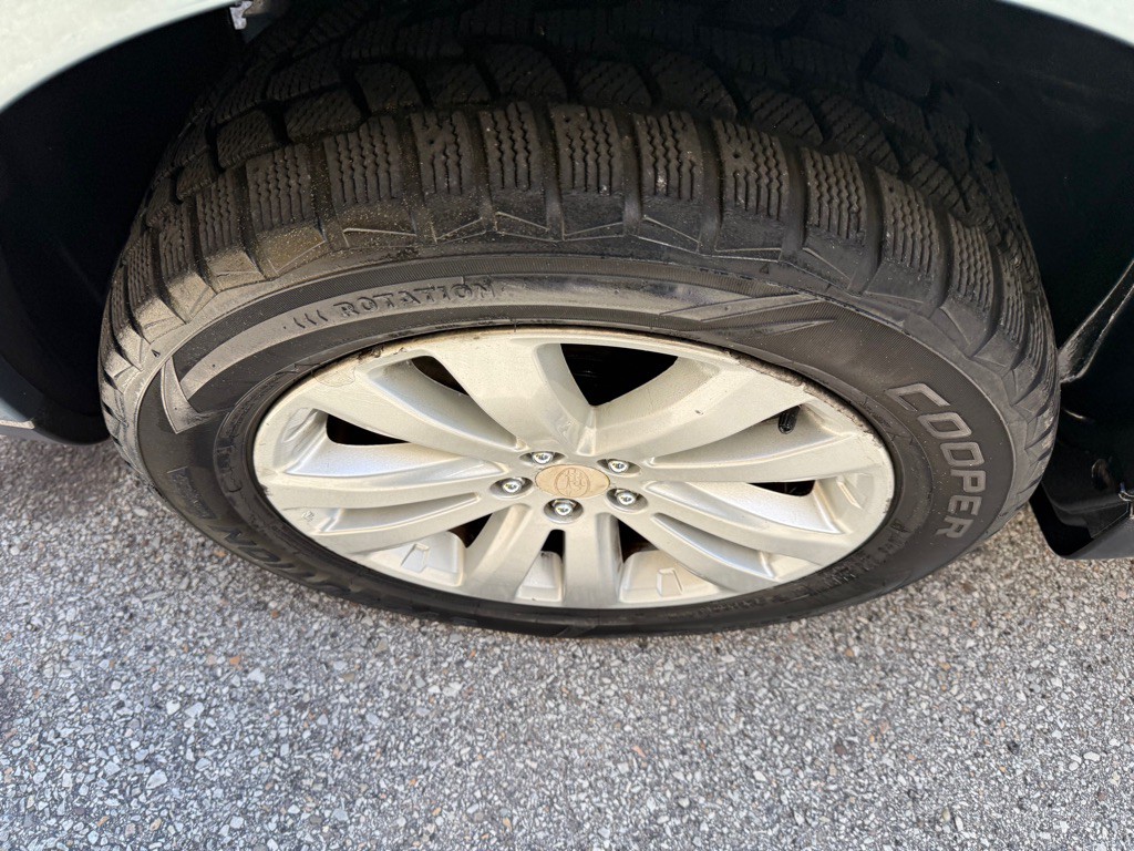 2011 Subaru Forester Image 10