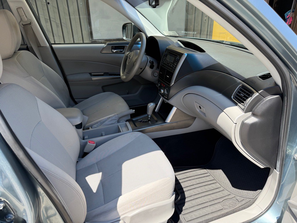 2011 Subaru Forester Image 18