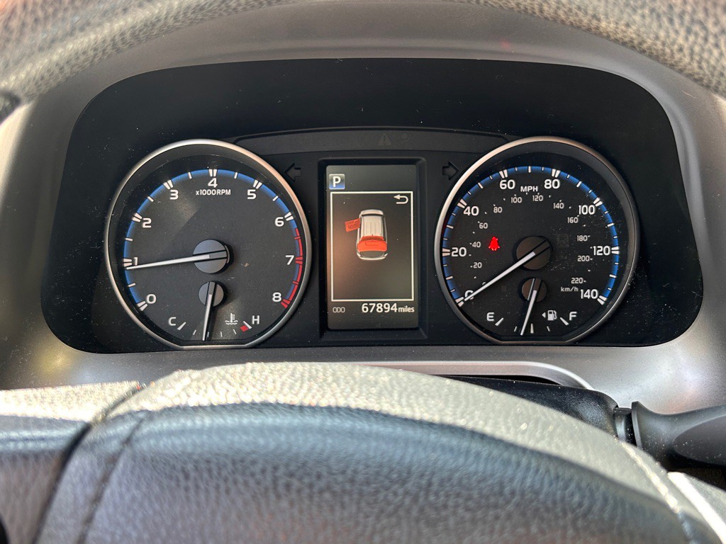 2017 Toyota Rav4 Image 18