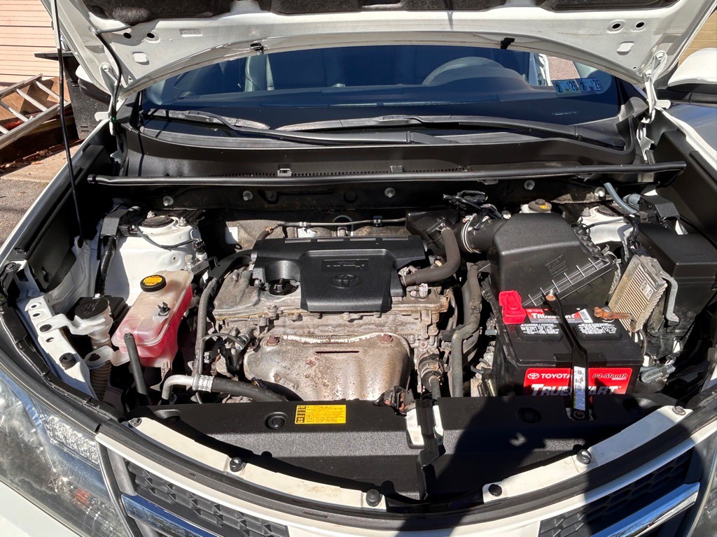 2013 Toyota Rav4 Image 19
