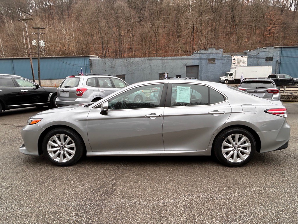 2018 Toyota Camry Image 4