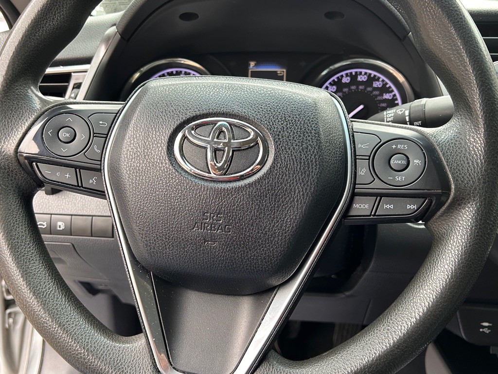 2018 Toyota Camry Image 12
