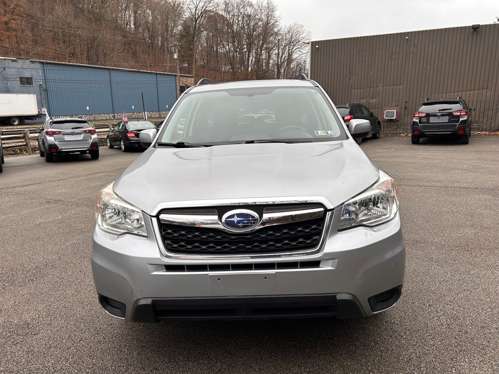 2014 Subaru Forester Image 2