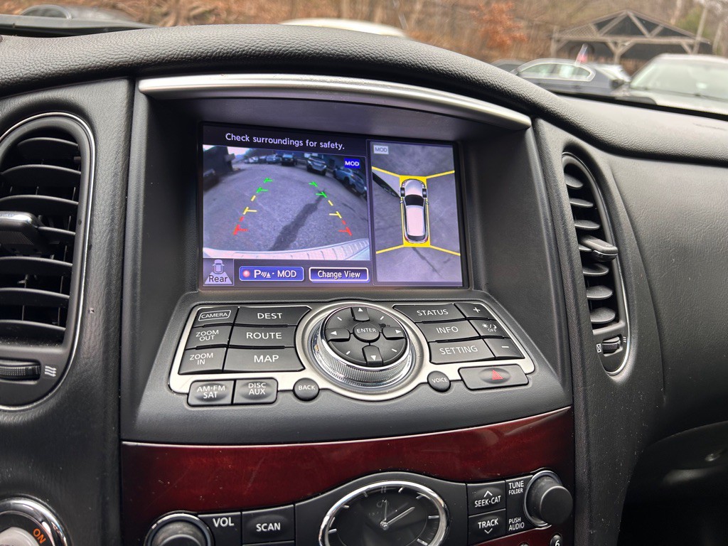 2016 INFINITI QX50 Image 11