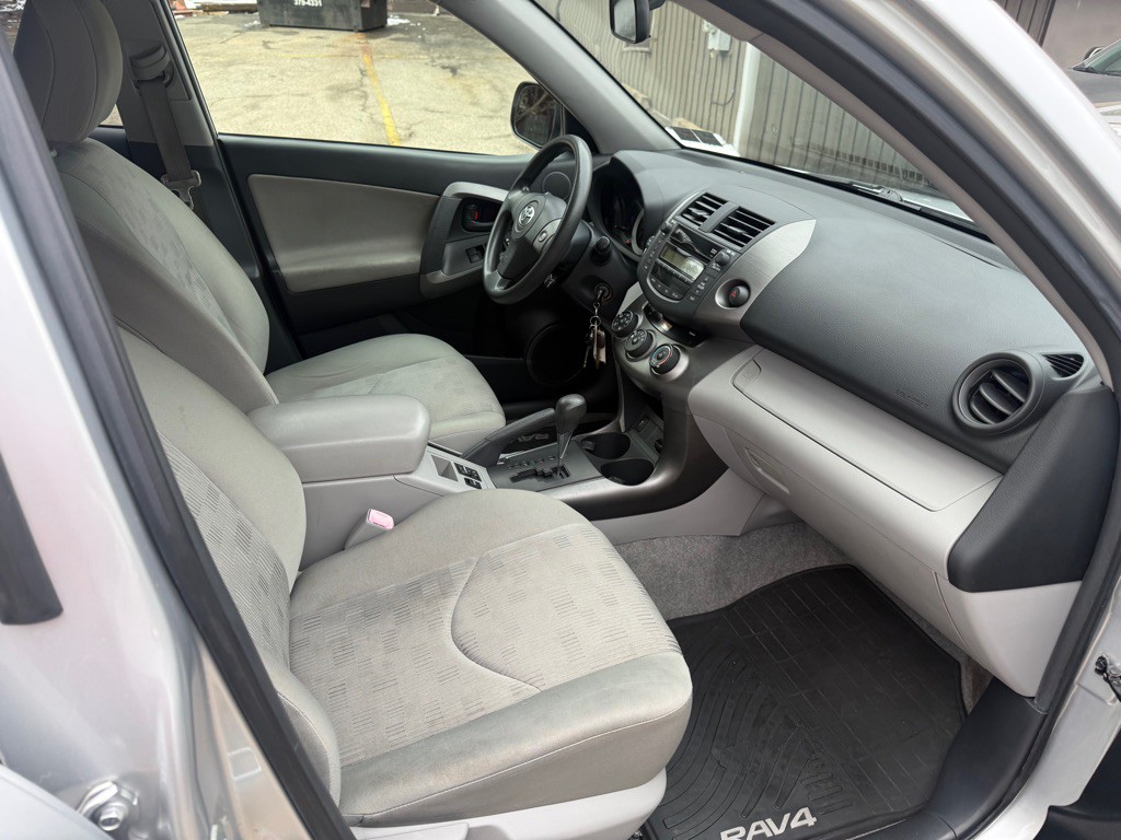 2009 Toyota Rav4 Image 15