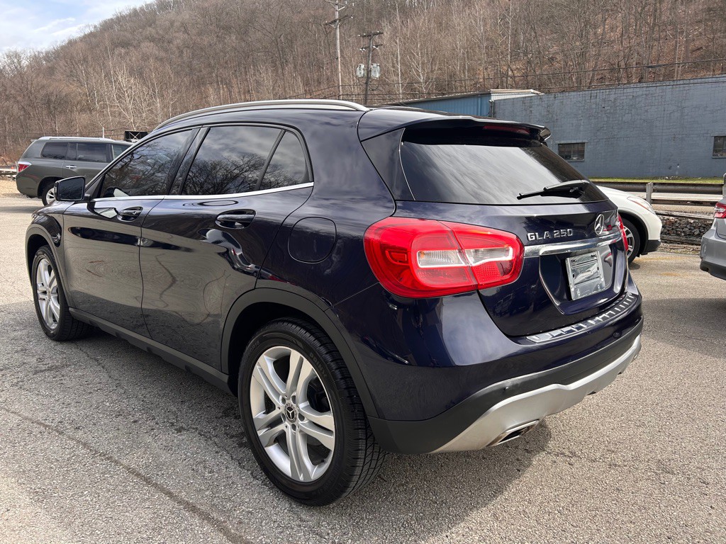 2018 Mercedes-Benz GLA-Class Image 5