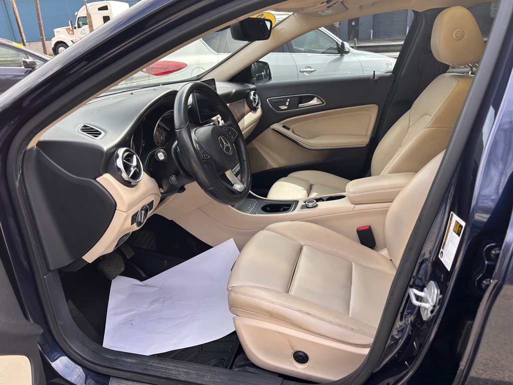 2018 Mercedes-Benz GLA-Class Image 9