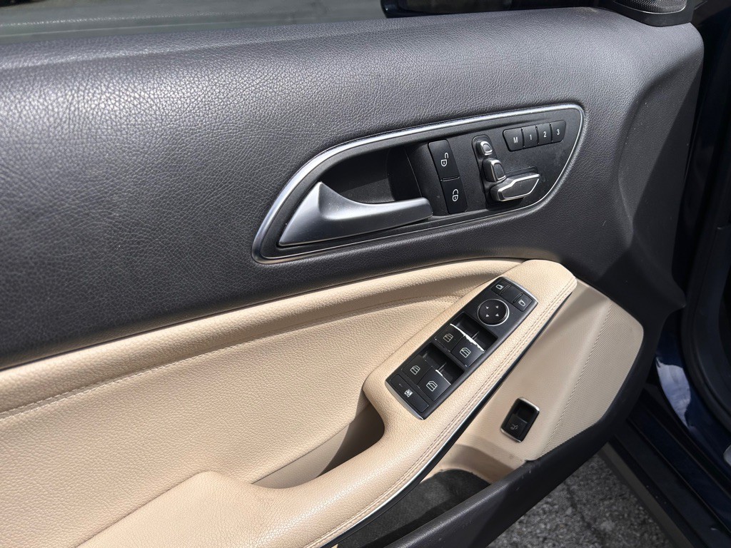 2018 Mercedes-Benz GLA-Class Image 11