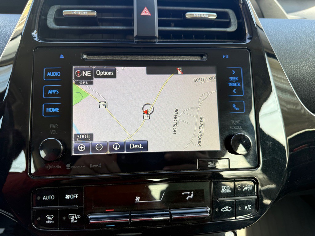 2017 Toyota Prius Image 17