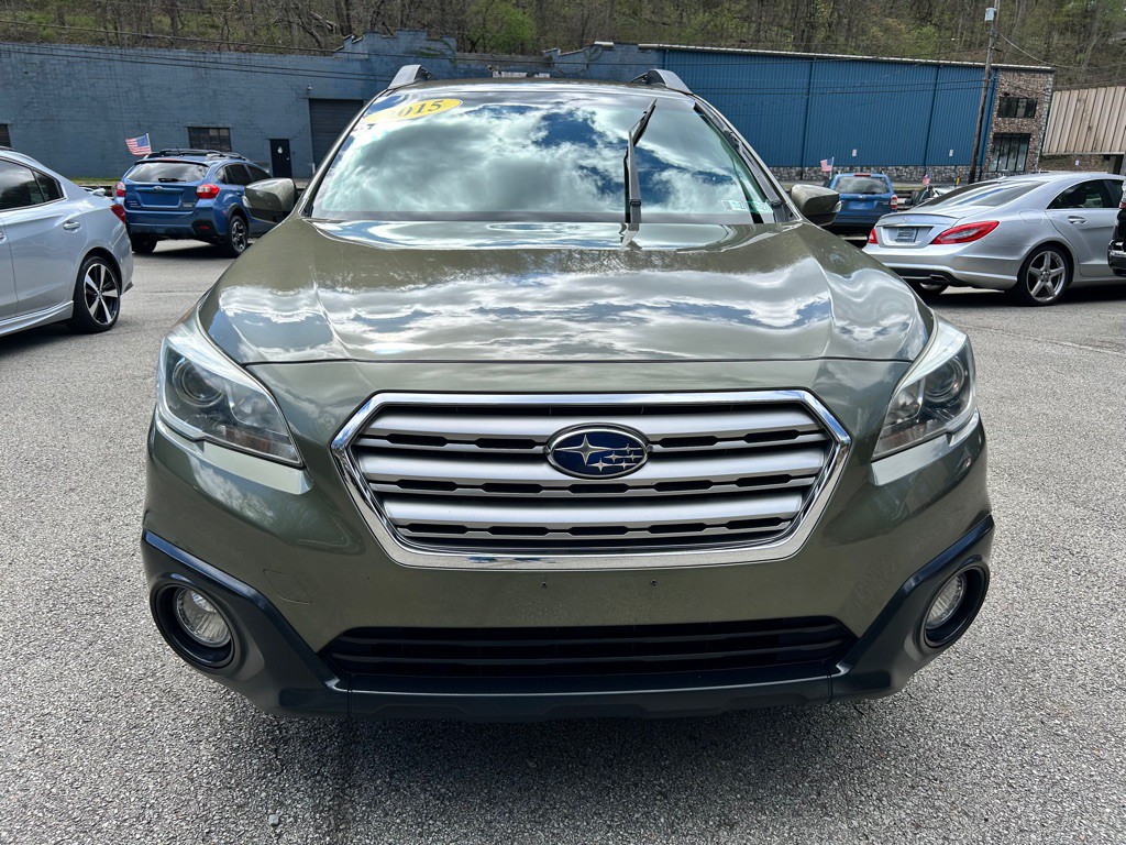 2015 Subaru Outback Image 2