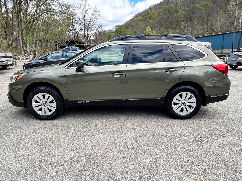 2015 Subaru Outback Image 4