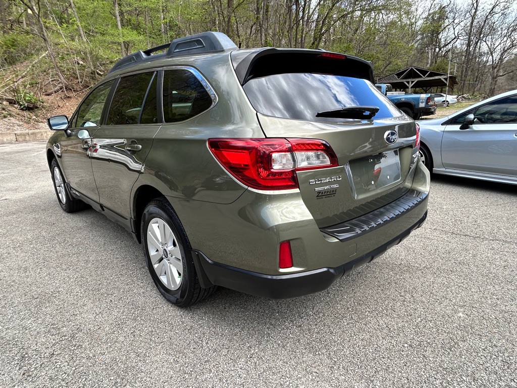 2015 Subaru Outback Image 5