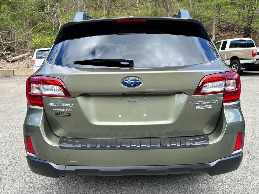 2015 Subaru Outback Image 6