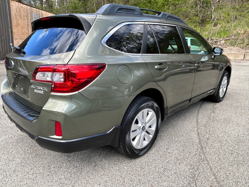 2015 Subaru Outback Image 7