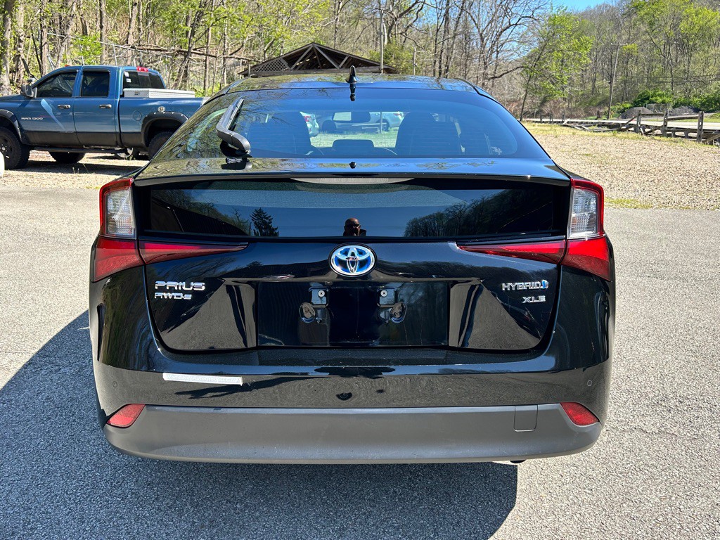 2019 Toyota Prius Image 6