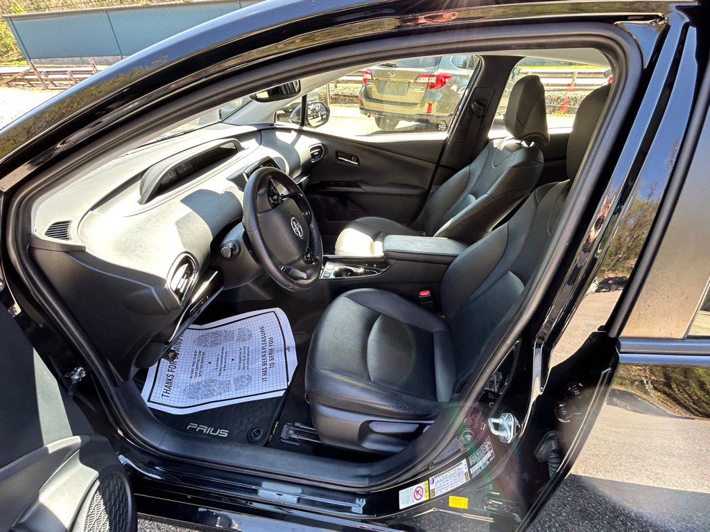 2019 Toyota Prius Image 11