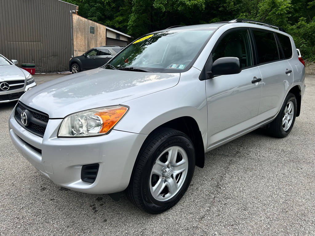2011 Toyota Rav4 Image 3