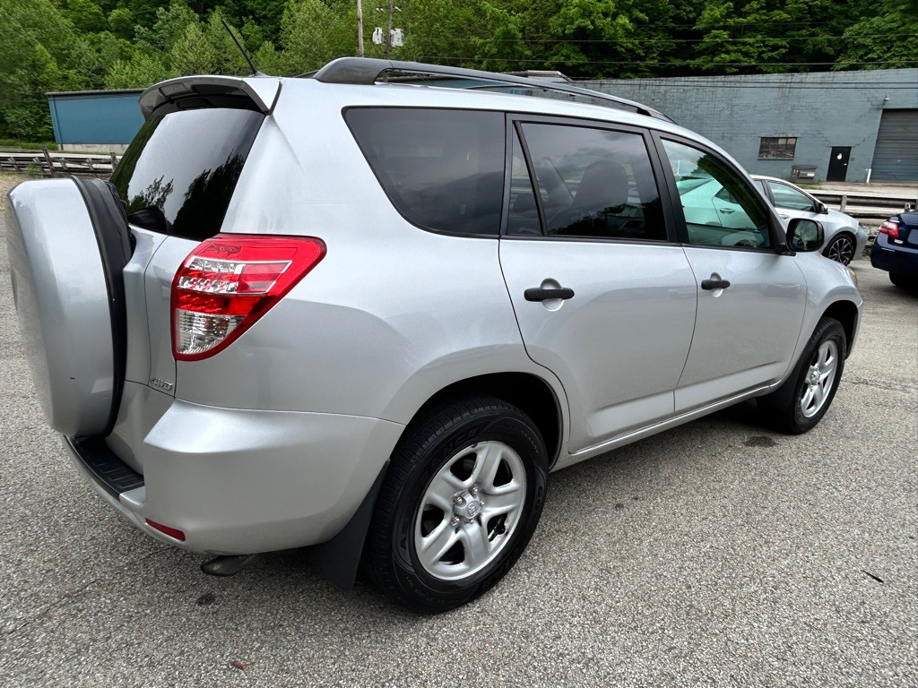 2011 Toyota Rav4 Image 7