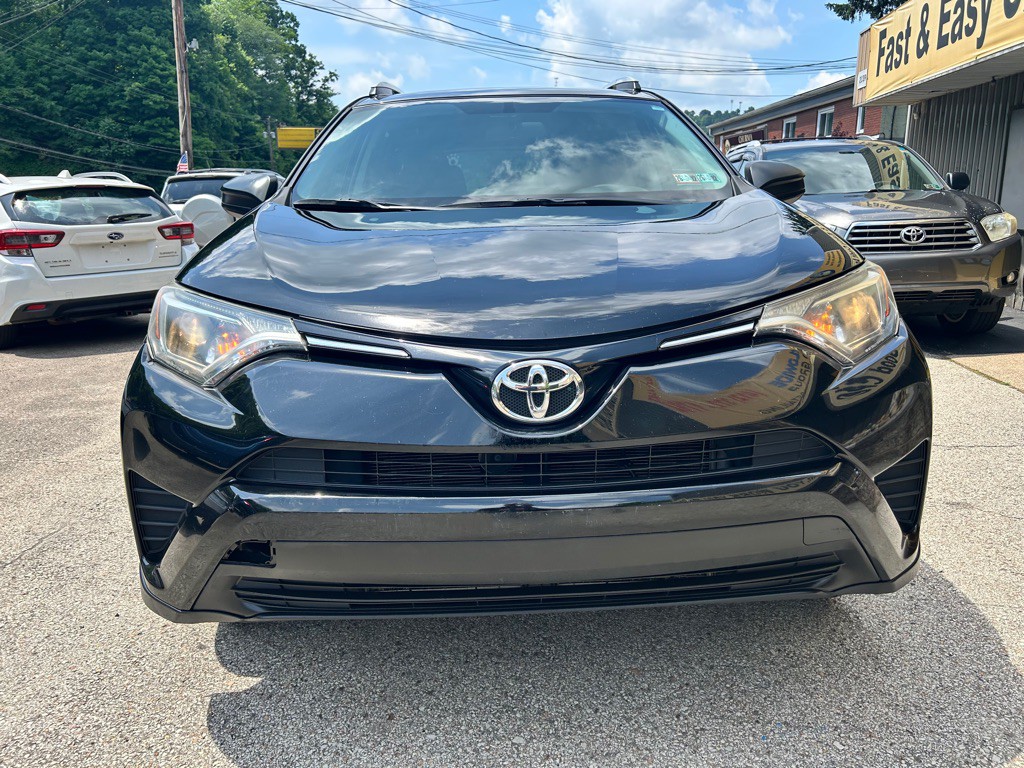 2016 Toyota Rav4 Image 2