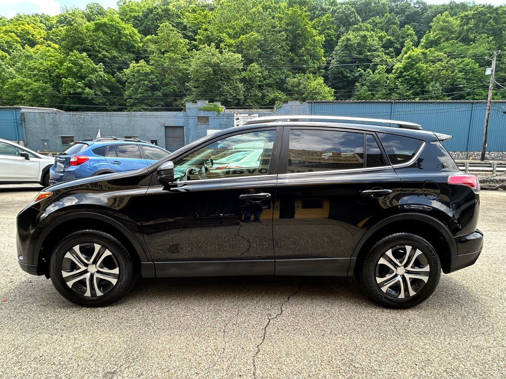 2016 Toyota Rav4 Image 4