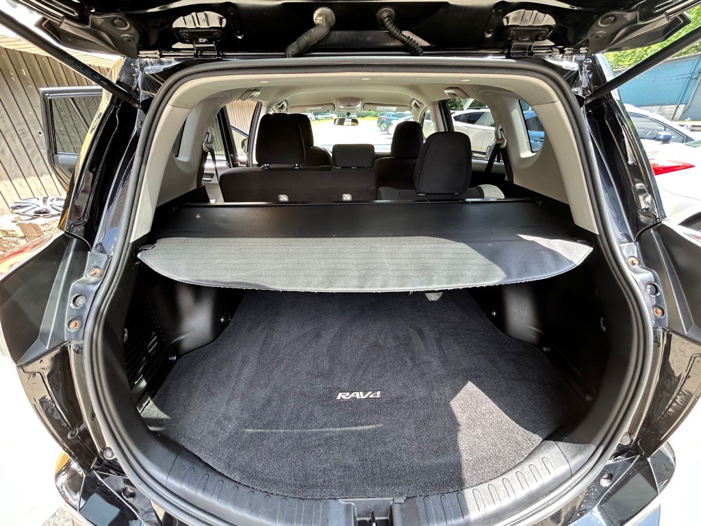 2016 Toyota Rav4 Image 12