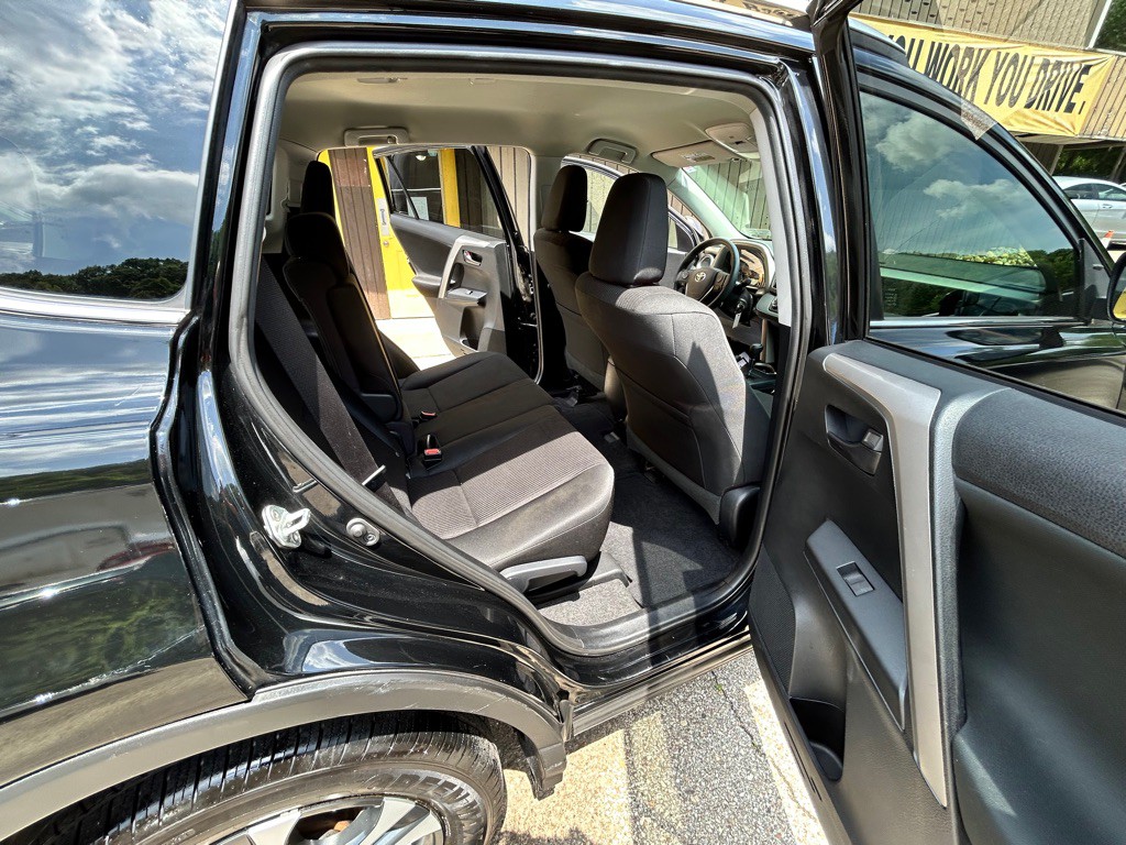 2016 Toyota Rav4 Image 13