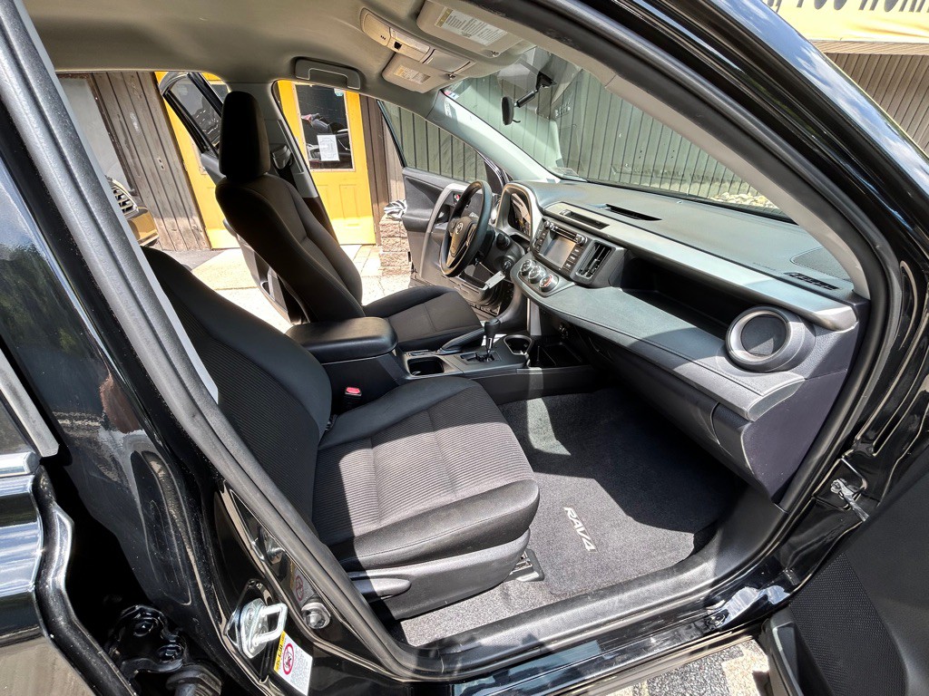 2016 Toyota Rav4 Image 15
