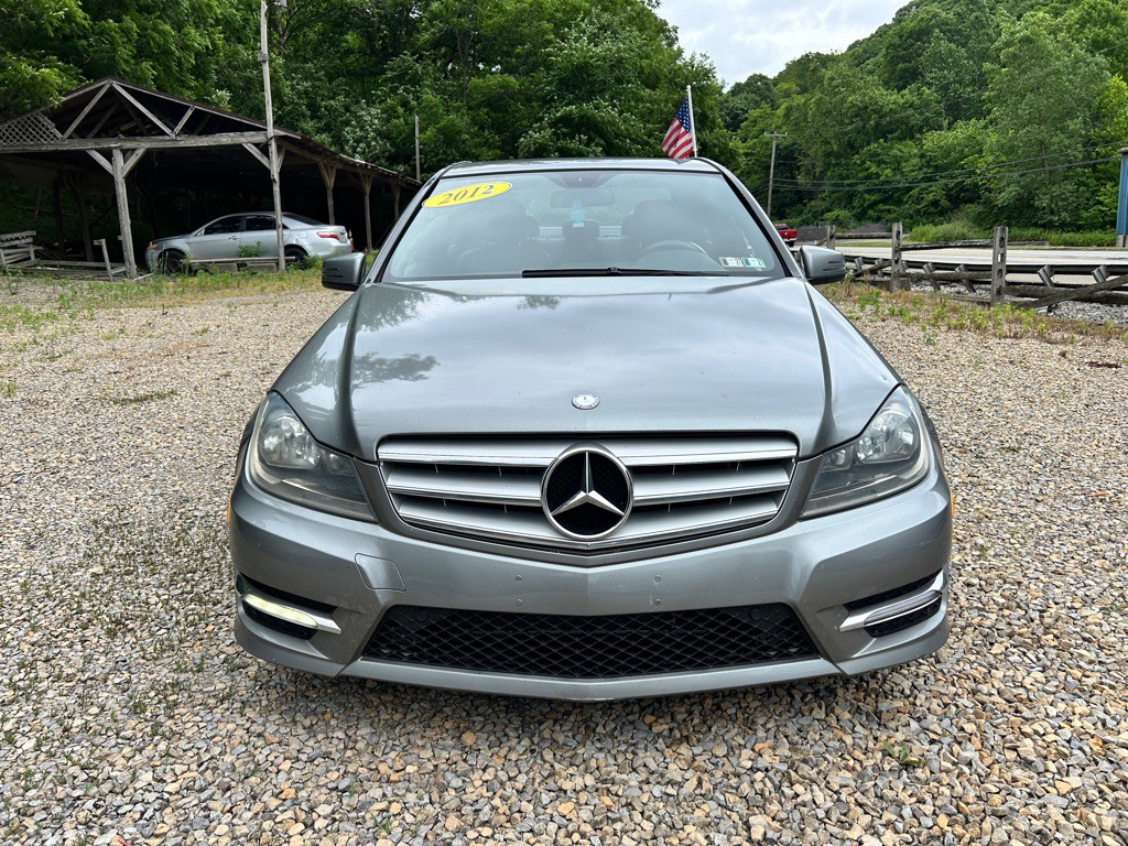2012 Mercedes-Benz C-Class Image 2