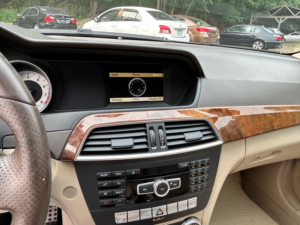 2012 Mercedes-Benz C-Class Image 15