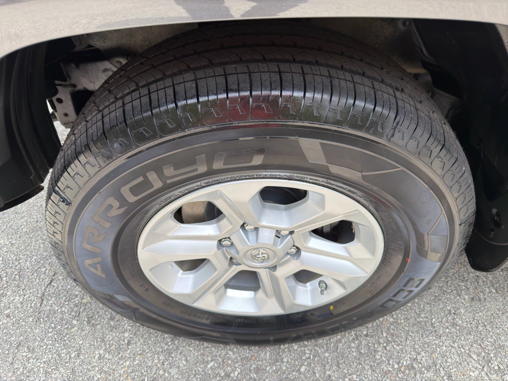 2014 Toyota 4Runner Image 12