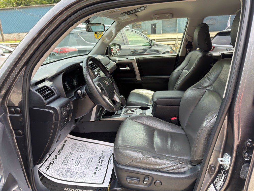 2014 Toyota 4Runner Image 15