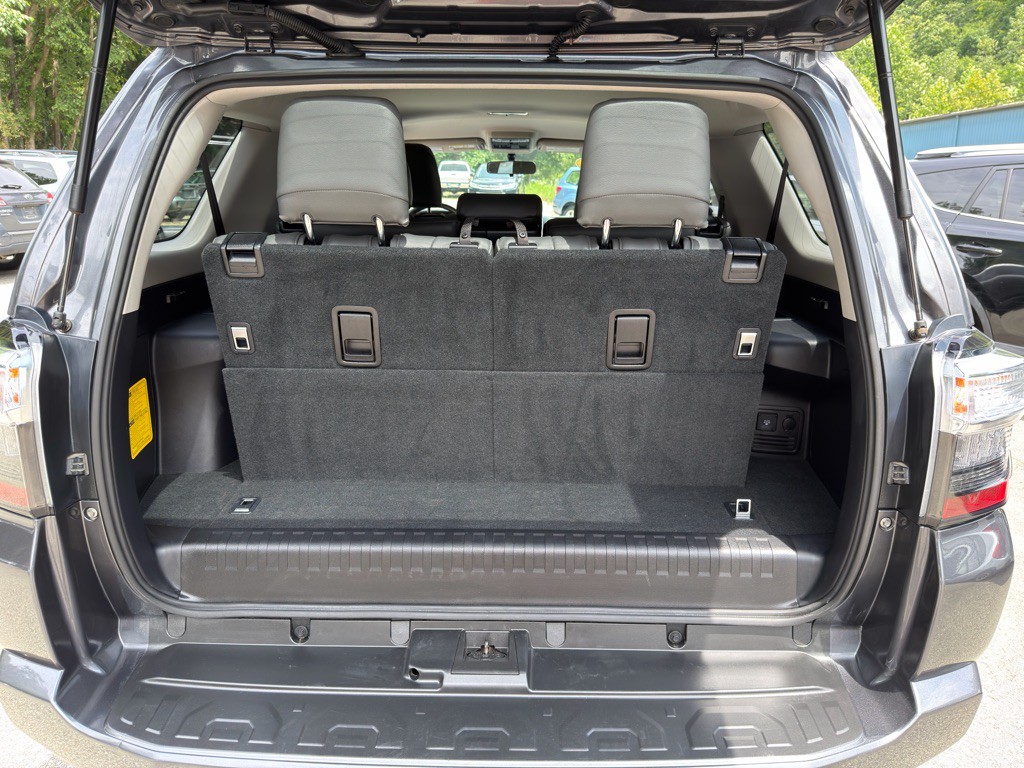 2014 Toyota 4Runner Image 17
