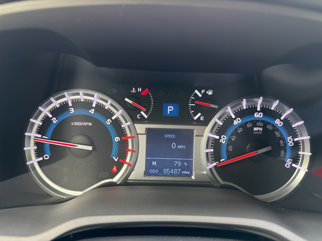 2014 Toyota 4Runner Image 24