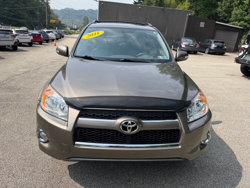 2011 Toyota Rav4 Image 2