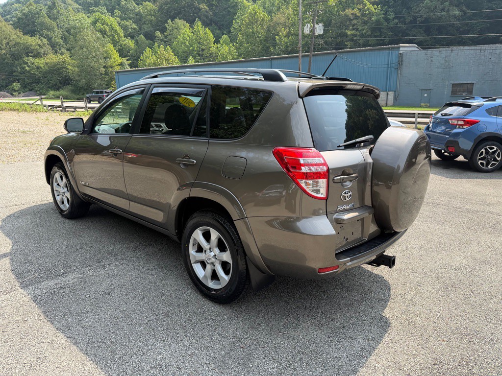 2011 Toyota Rav4 Image 5