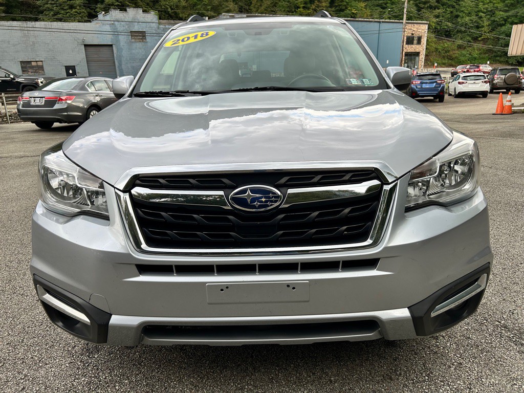 2018 Subaru Forester Image 2