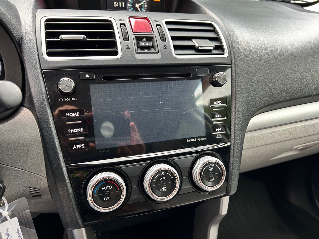 2018 Subaru Forester Image 13