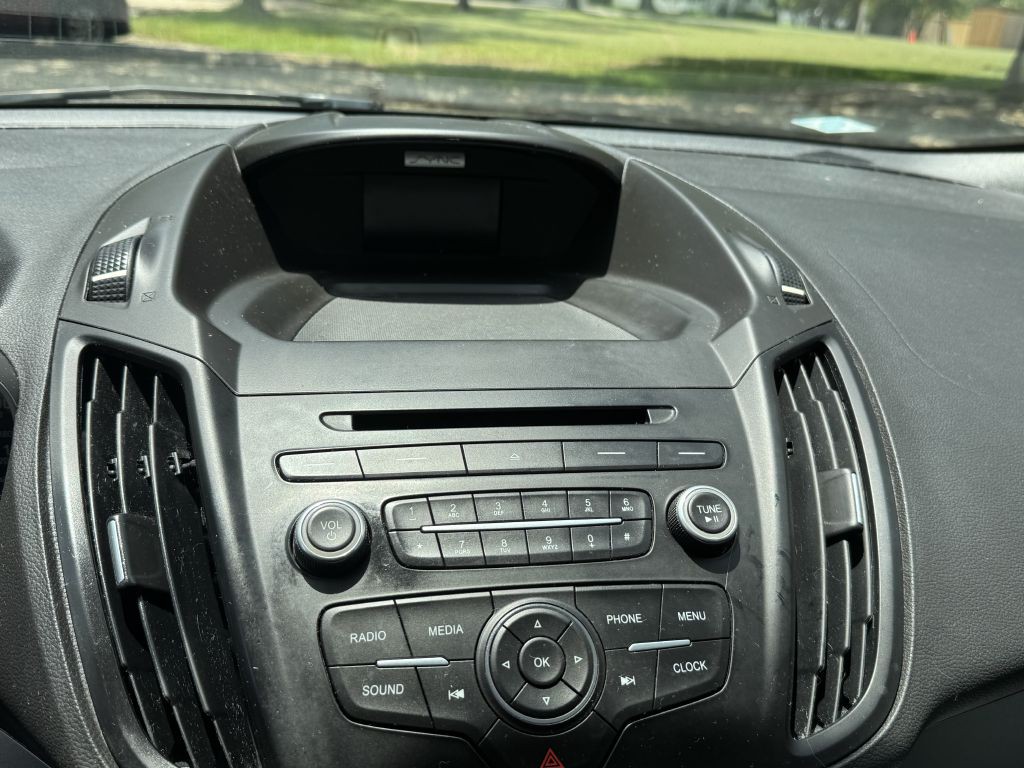 2017 Ford Escape Image 19