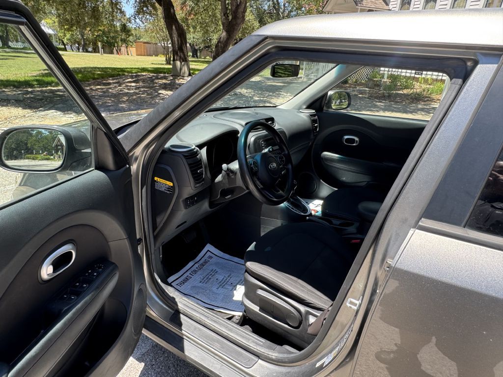2014 Kia Soul Image 10
