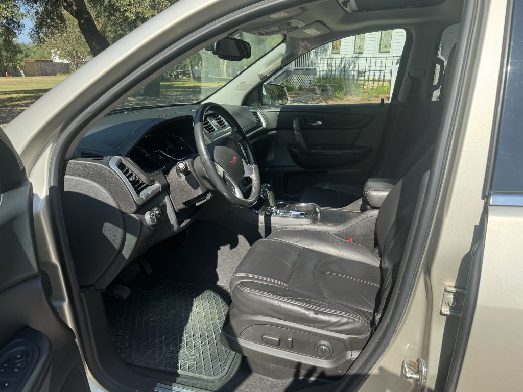 2016 GMC Acadia Image 10