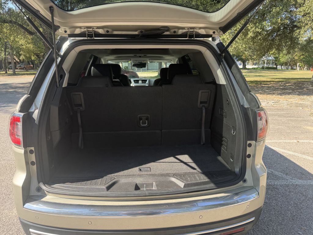 2016 GMC Acadia Image 12