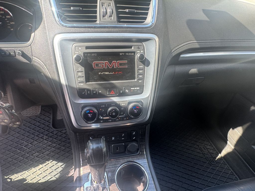 2016 GMC Acadia Image 16