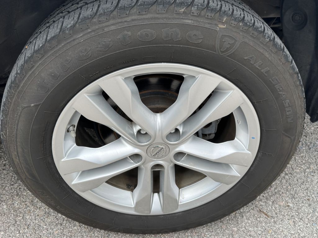 2013 Nissan Rogue Image 21