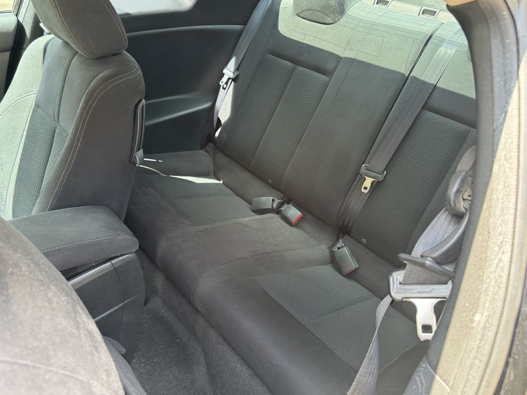 2011 Nissan Altima Image 12