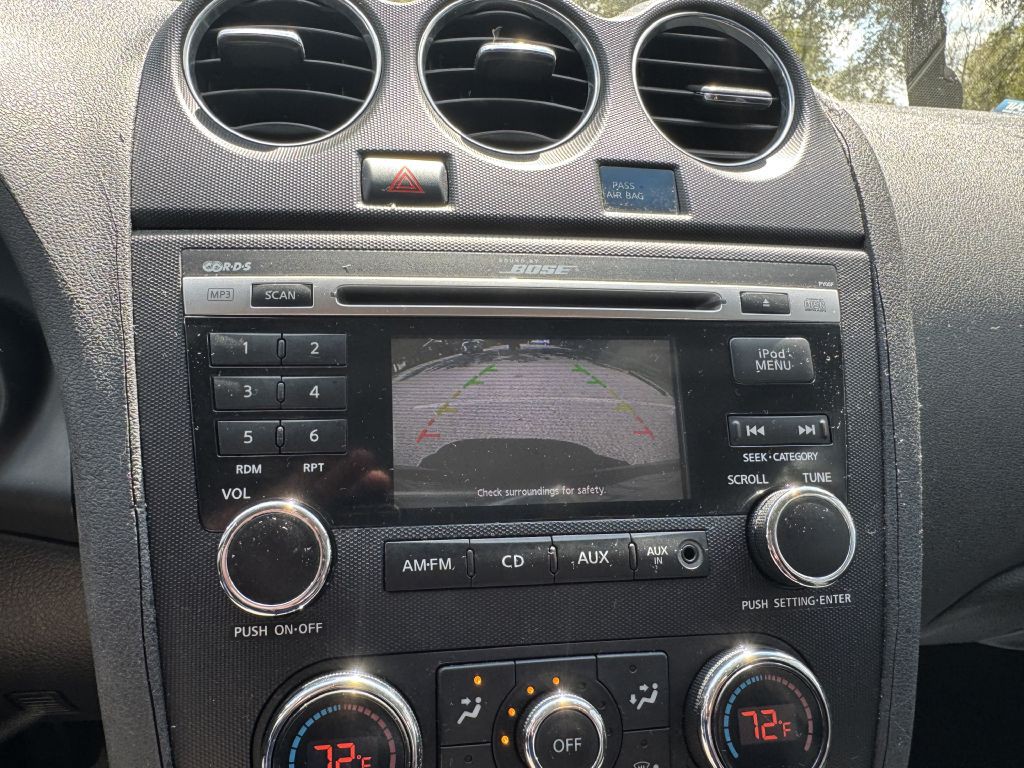 2011 Nissan Altima Image 19