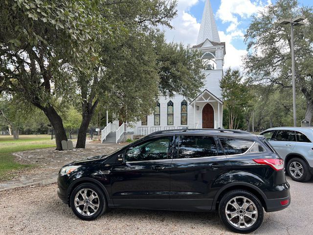 2013 Ford Escape Image 1