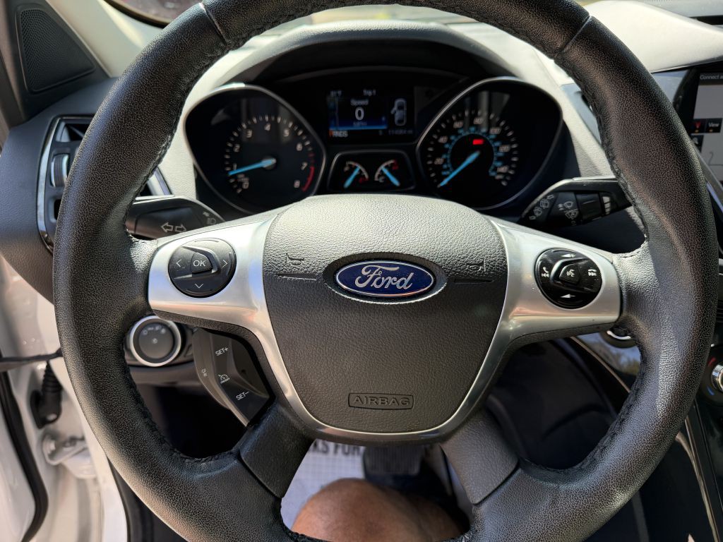 2015 Ford Escape Image 14