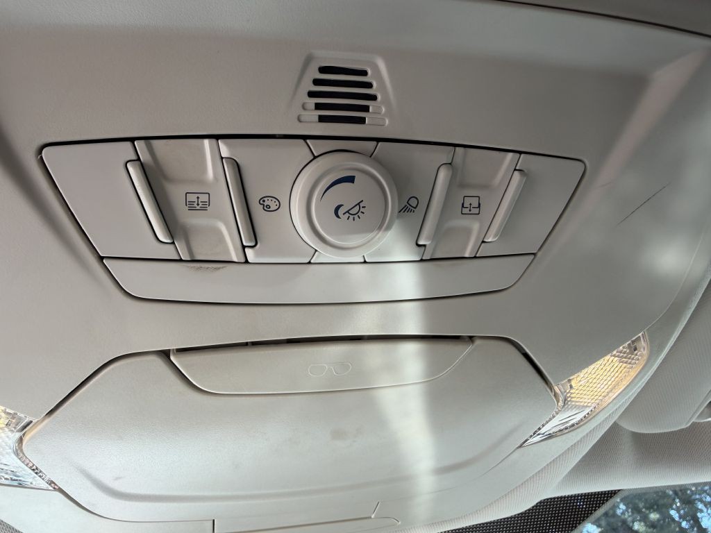 2015 Ford Escape Image 16
