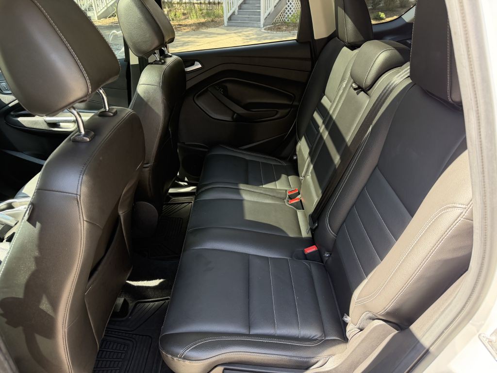2015 Ford Escape Image 18